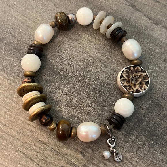 Silpada Jewelry - Silpada Bronzite, Howlite, Pearl, Sterling Silver bracelet B1989